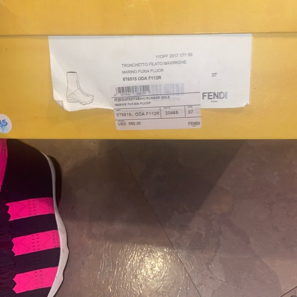 FENDI SOCK SNEAKERS - Picture 3 of 7